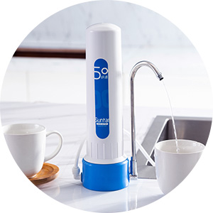 清水机，，，，，有的清水机使用的是黑金膜（石墨烯膜），，，，，有的是陶瓷膜供用户选择。。。。。。。。