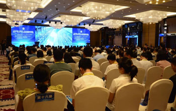 聚焦新质料新能源 | 龙八国际总司理方富林为大中小企业融通生长建言献策