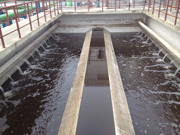 化工厂倾轧来的废水有什么特点？？？？？