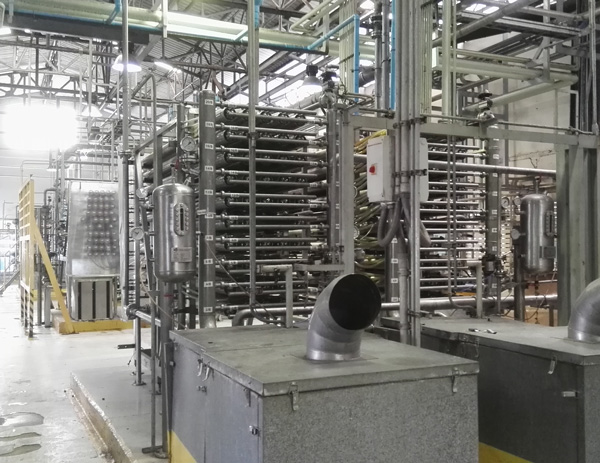 住宅小区生涯污水的主要涵盖物质有那些？？？？？一体化污水处置惩罚装备优势是什么？？？？？