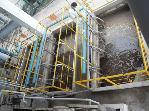 溶气气浮装备各装置怎样举行装置？？？？？？需要注重什么？？？？？？